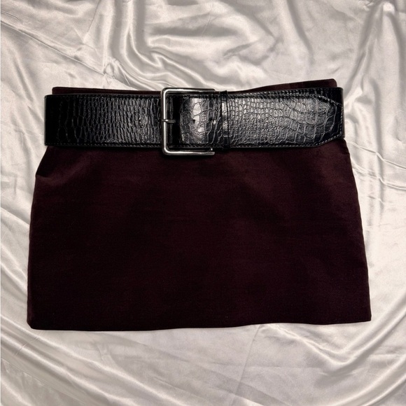 Zara Burgundy Mini Skirt with Belt - Picture 4 of 9